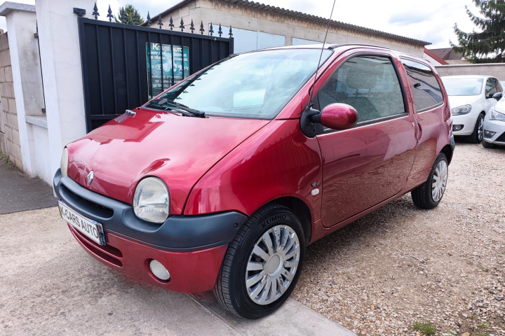 RENAULT TWINGO